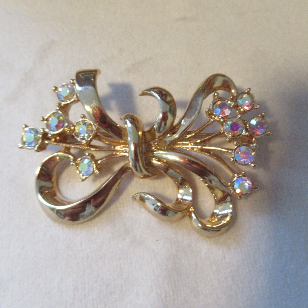 Vintage Aurora Borealis Rhinestone Ribbon Brooch Gold Plated 2" Long
